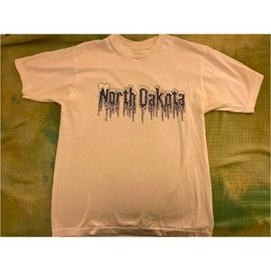 80s  North Dakota hot tub club single stitch tee
